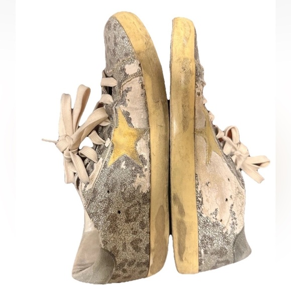 Golden Goose Stylish Sneakers with Gold Star size 41(unisex) - Picture 6 of 13